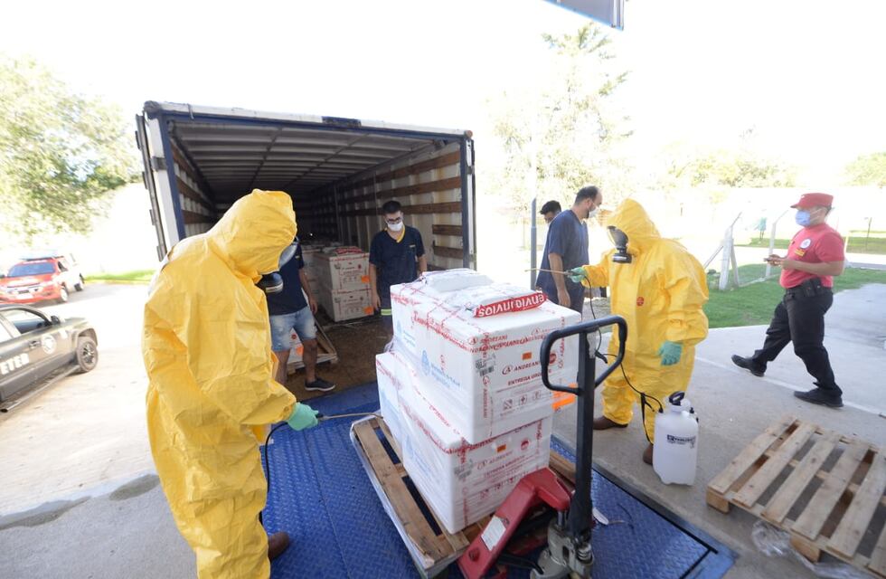 Córdoba recibió más de 60 mil dosis de vacunas Sputnik V y Sinopharm