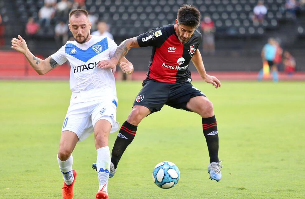 Newell’s tuvo más chances de gol pero Vélez acertó y ganó en Rosario