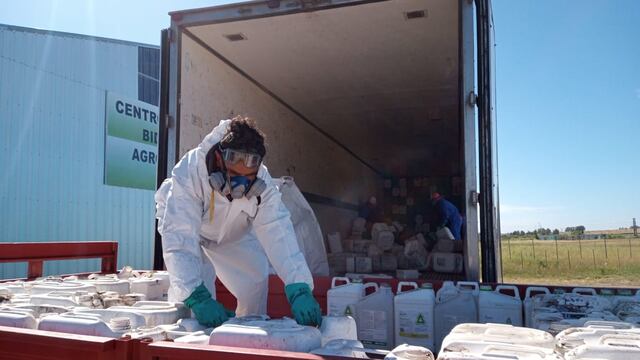 Se recibieron 1800 bidones de 20 lts y 1335 bidones de 5 y 10 lts en la campaña de recolección de envases vacíos fitosanitarios en el Partido de Tres Arroyos