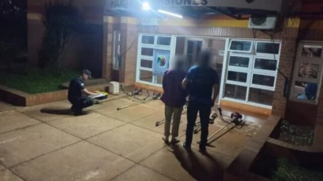 Los Helechos: denunció el robo de herramientas pero testigas aseguran haberlo visto vendiéndolas.
