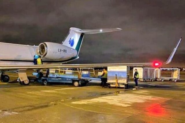 Llegada a Rosario de respiradores gestionados por Lionel Messi