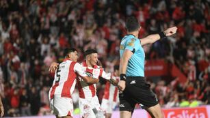 El "Gatito" Gastón Gastón Lodico anotó el empate de Instituto ante Sarmiento.