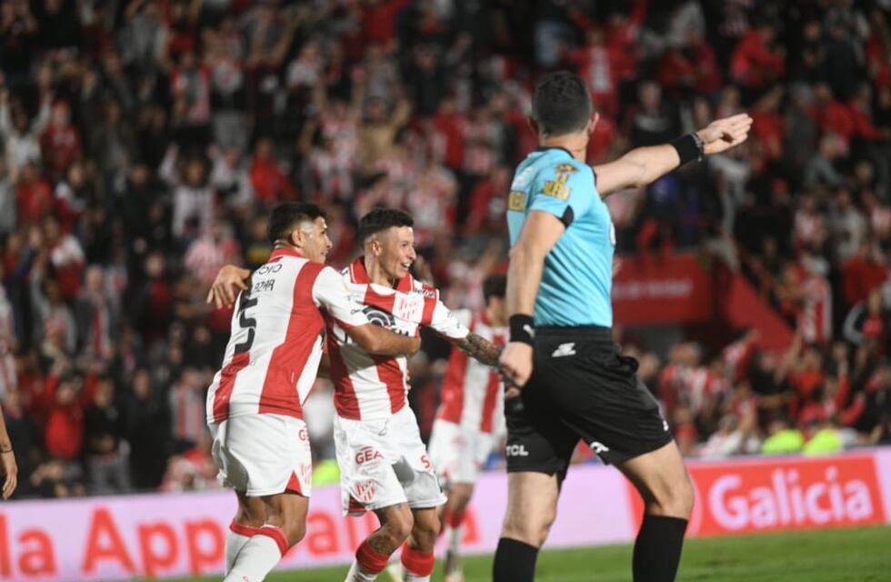 Instituto, en el debut del Gato Oldrá como DT, lo empató por el Gatito Lodico