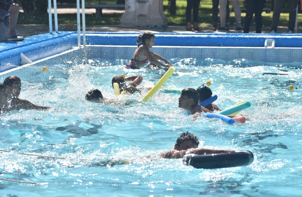 Cerró “Verano Activo” junto a la colonia municipal “Todos al agua”