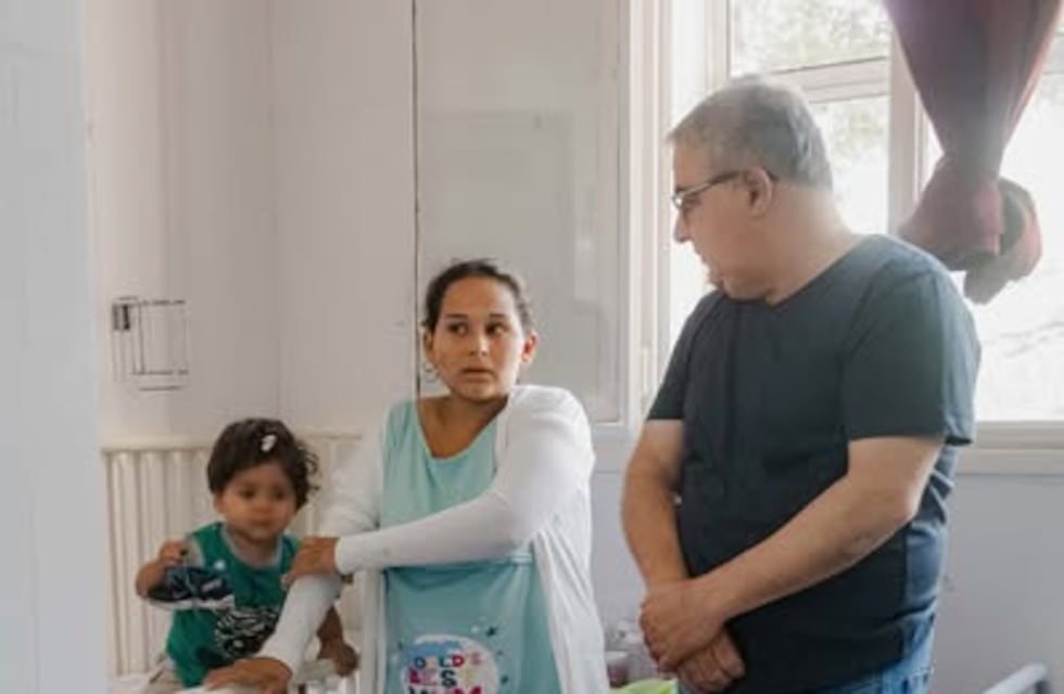 Visita solidaria de Jalil al Hospital de Niños