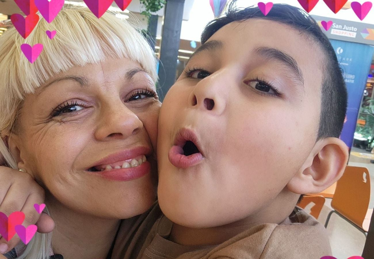 Gisela y su hijo Gabriel Saru