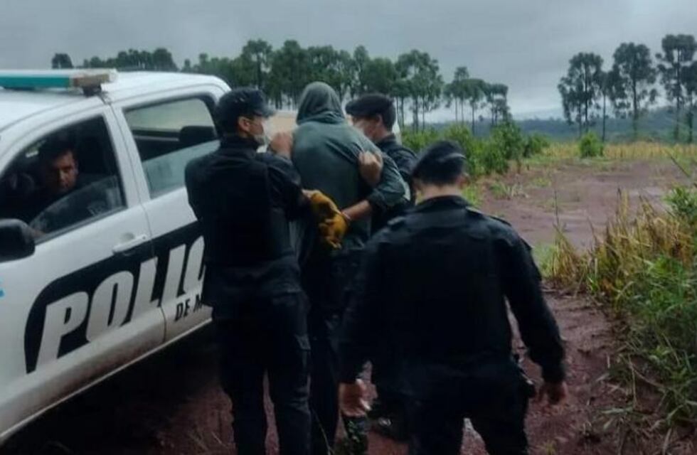 San Antonio: detuvieron a un individuo que habría atacado a un agente de policía