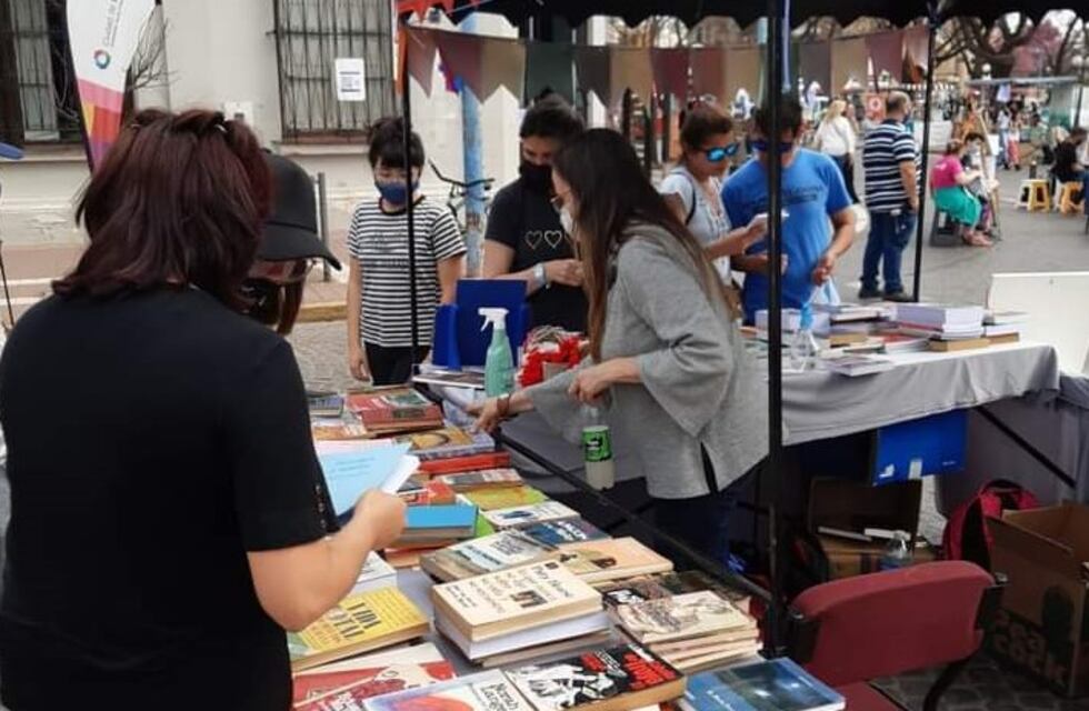 El Espacio de Feria de la Semana del Libro se suma a Celebremos Rafaela