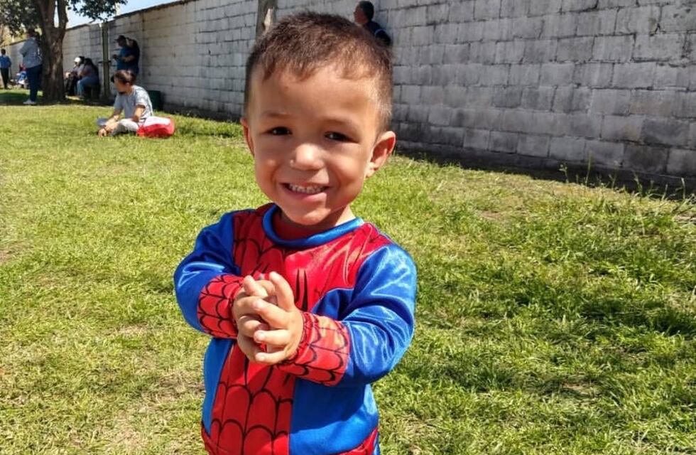 Córdoba: nació con “talla baja” y sus padres piden que el Estado autorice su tratamiento