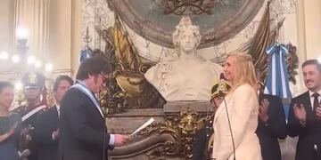 Karina Milei al momento de tomar la jura como Secretaria General de la Presidencia.