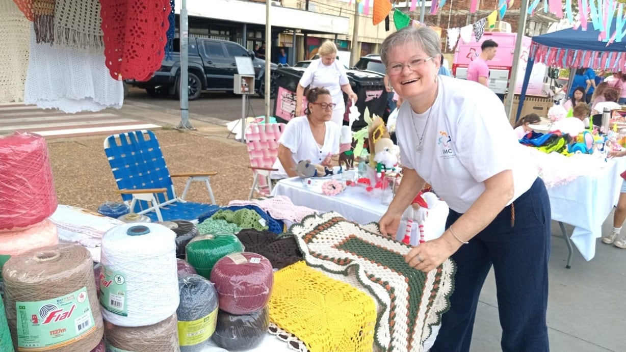 Emoción y esperanza en la Expo Feria Festival “Vida y expresión en el proceso oncológico”.