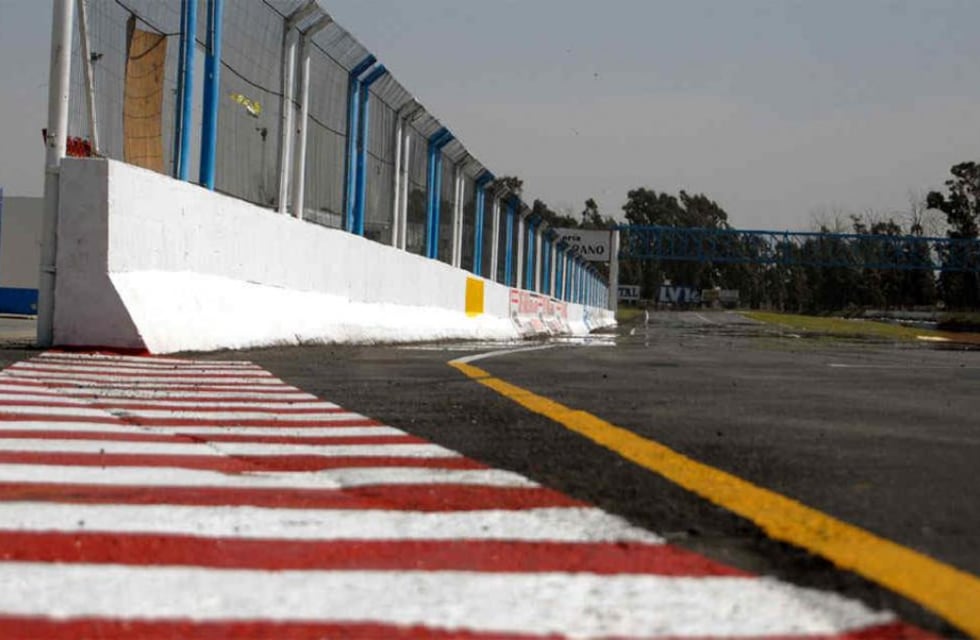 Un impactante auto de 230 mil euros fue visto en Córdoba y cautivó a los amantes del automovilismo