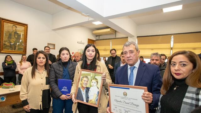 Las fuerzas políticas de Maipú homenajearon a Alejandro Bermejo.
