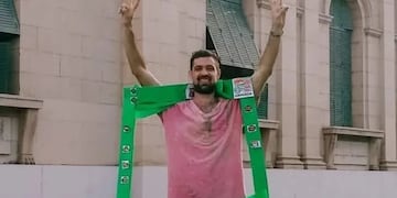 Simuló su recibida.