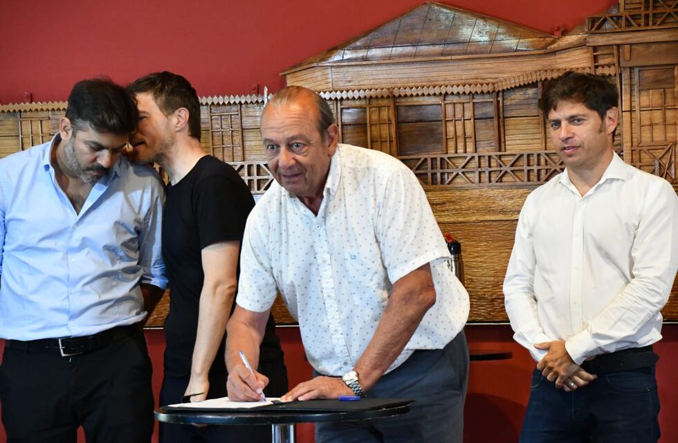 El intendente Sánchez firmó convenio para la construcción del Jardín de Infantes Nº 919 de Reta