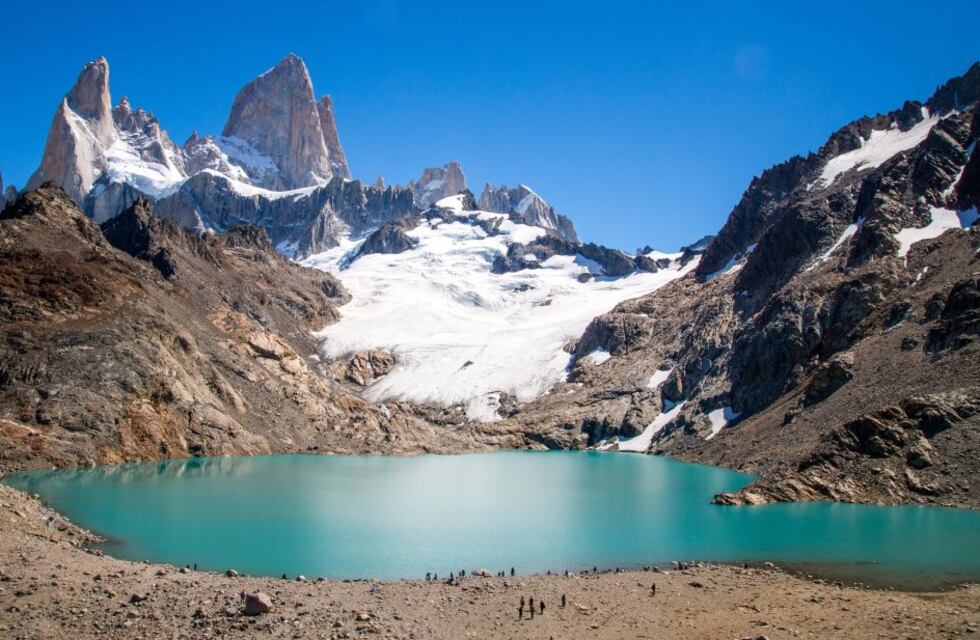 La laguna imperdible en El Chaltén que asombra por sus magníficos colores y sus aguas cristalinas