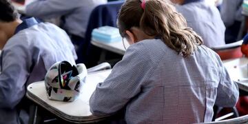 Quiénes pueden solicitar la Ayuda Cuota Escolar y de qué se trata.