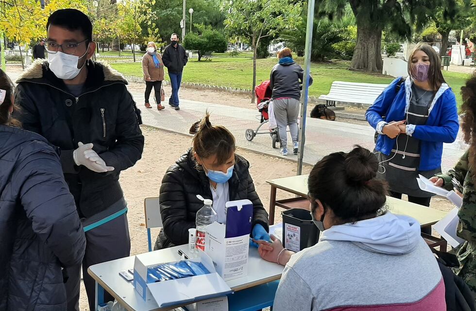 Punta Alta: exitosa jornada por el Día Mundial de la Salud en la Plaza Belgrano