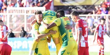 Unión cayó 3 a 2 ante Defensa y Justicia. (@ClubDefensayJus)