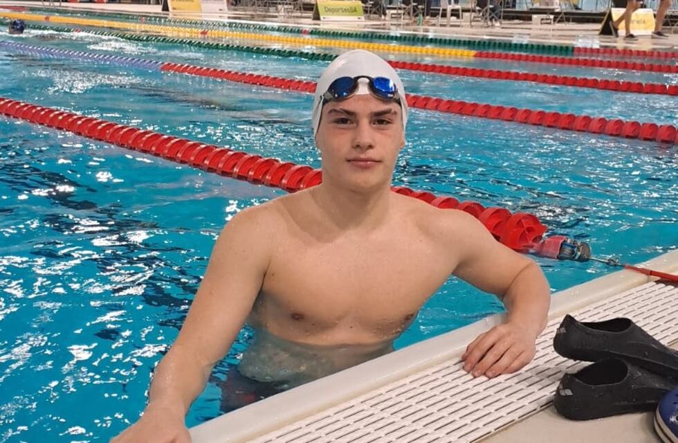 Fabricio Grumelli fue 4º en la final de los 100 metros espalda en el Nacional de Cadetes de Buenos Aires