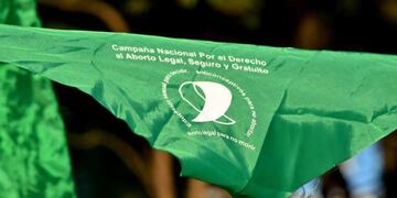 Tras entrar en vigencia la ley 27.610, 156 mujeres podrían ser sobreseídas.