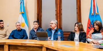 El Gobierno trabaja junto a los institutos para mejorar la calidad educativa y modernizar los espacios de formación.