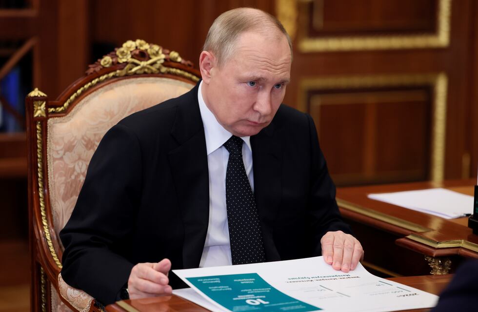 Por no pagar la deuda externa en moneda extranjera, Rusia cayó en default por primera vez desde 1918