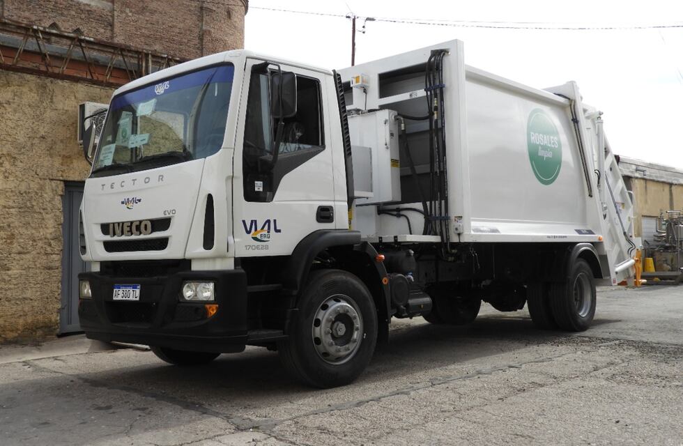 El Municipio adquirió un nuevo camión compactador 0km para la recolección de residuos