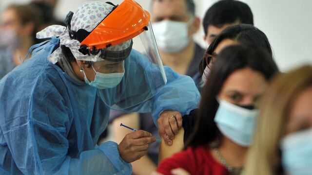 Con la llegada de nuevas dosis, buscarán completar los esquemas de vacunación (Javier Ferreyra)