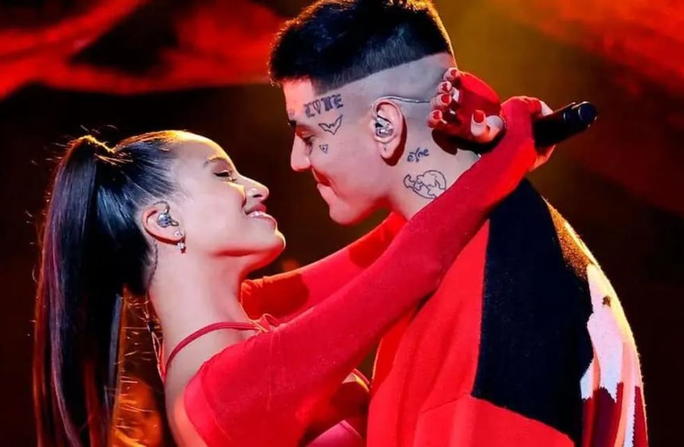 Así fueron las románticas y lujosas vacaciones de Emilia Mernes y Duki en París