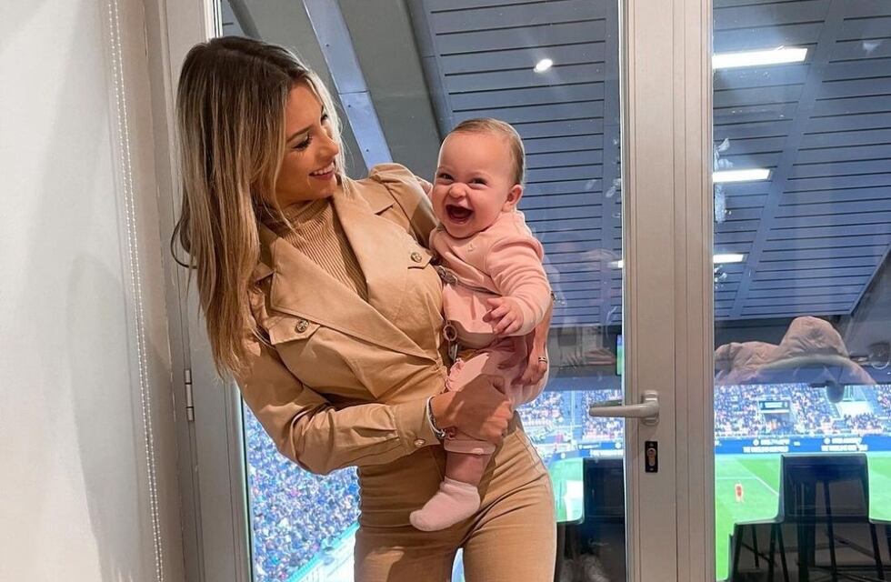 Agustina Gandolfo sorprendió al mostrar la prueba acrobática que le enseñó a su hija, Nina Martínez