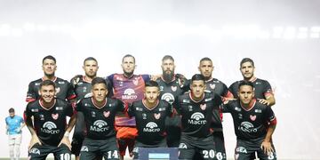 La formación de Instituto para visitar a Argentinos en La Paternal. (Prensa IACC).