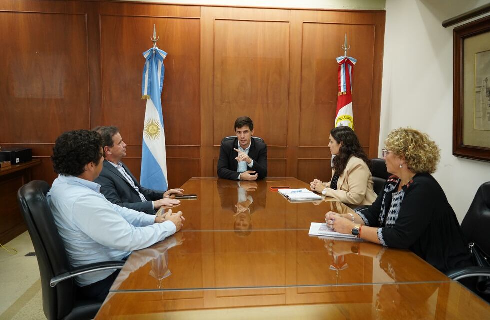 Provincia y municipio desarrollan programas para fortalecer el comercio local