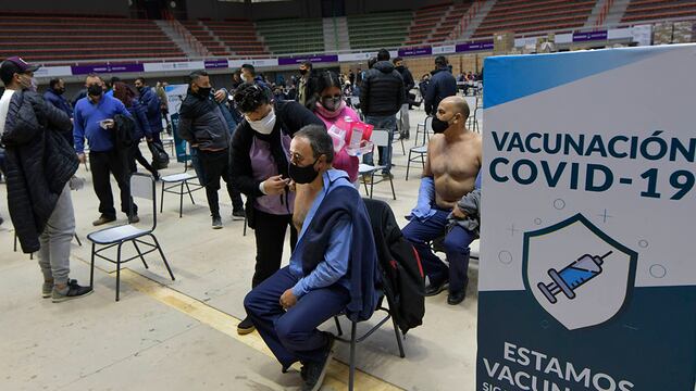 El Ministerio de Salud informó que hasta la fecha en Mendoza se registran 157.446 casos positivos confirmados Covid-19. Orlando Pelichotti/Los Andes