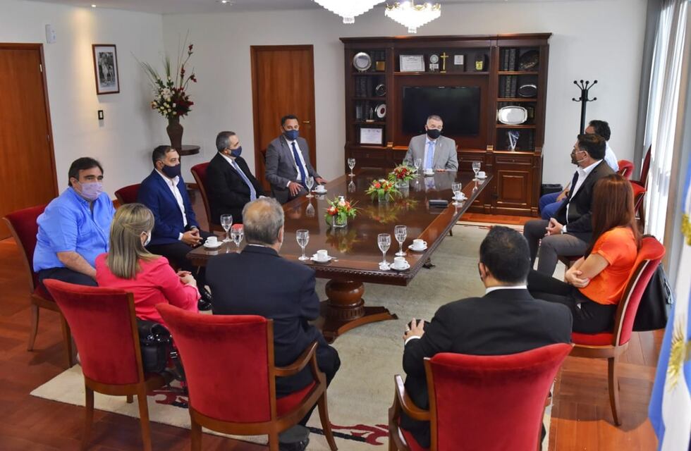 Legislatura: Jaldo recibió a la comisión directiva del Colegio de Abogados