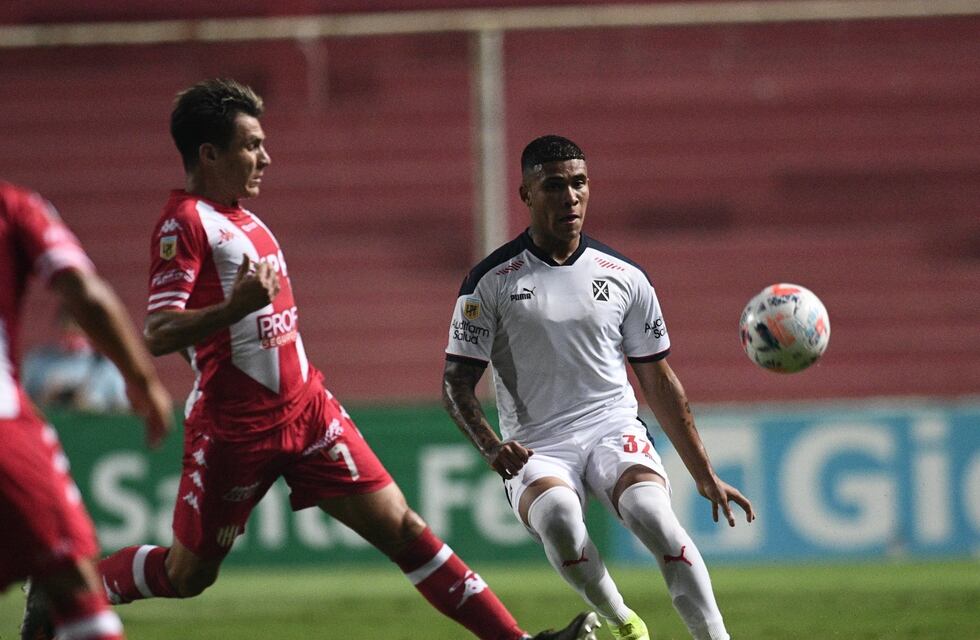 “No fuimos agresivos como debíamos”, dijo Nelson Acevedo tras empate de Unión