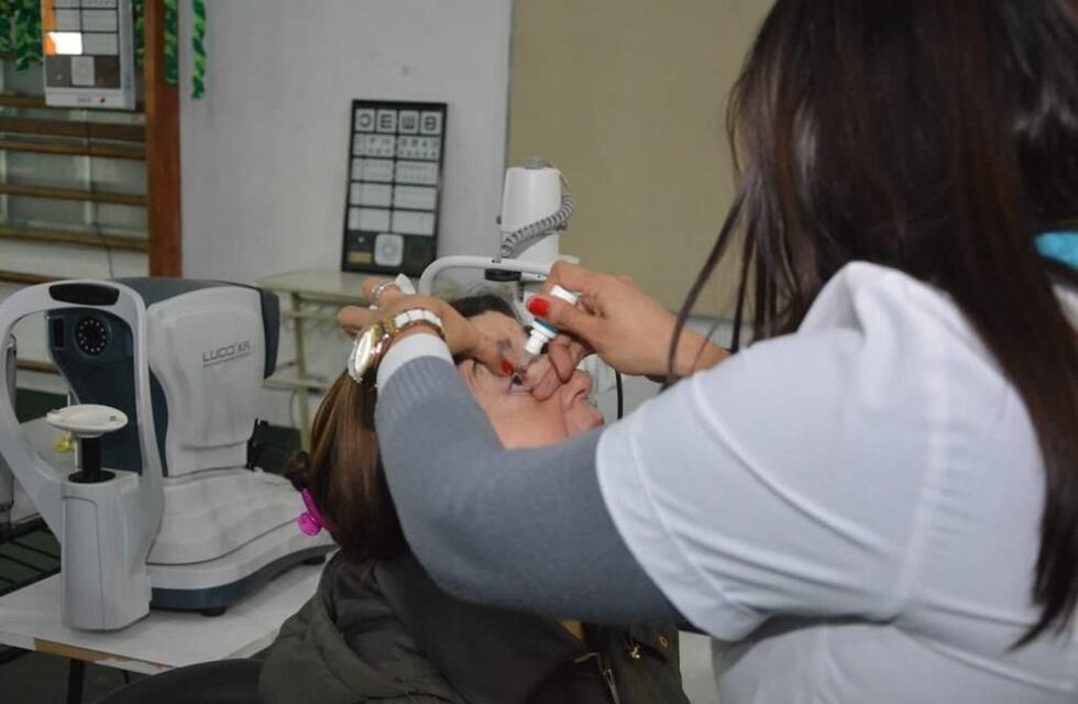 Más de 40 controles oftalmológicos se realizaron en el barrio de las 640 viviendas