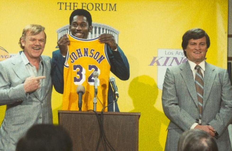 HBO renovó la exitosa serie dramática “Lakers: tiempo de ganar”