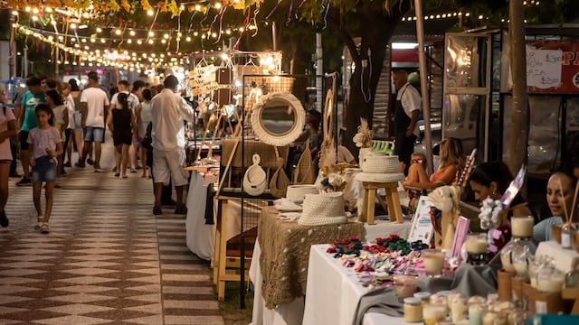 La feria de artesanos es parte de la fiesta patronal con entrada gratis en Córdoba.