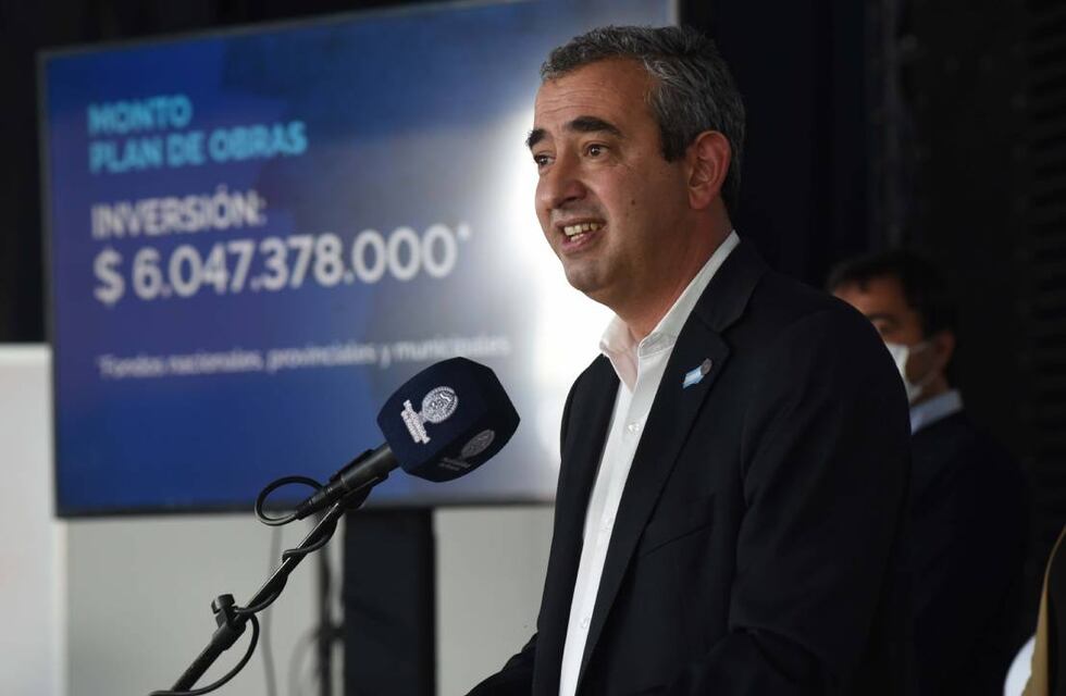 Pablo Javkin prometió la pavimentación de más de 4.000 cuadras