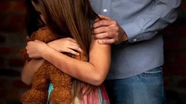 Un hombre fue condenado a 3 años por abusar de sus vecinas.