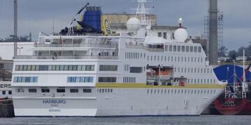 Levantaron el aislamiento a los pasajeros del crucero Hamburg.