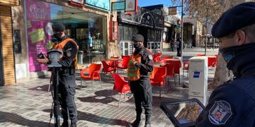 El delincuente fue filmado íntegramente por las cámaras de seguridad del local Kylo. Imagen ilustrativa.