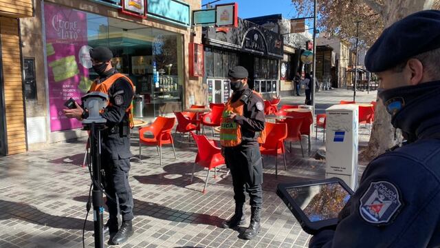 El delincuente fue filmado íntegramente por las cámaras de seguridad del local Kylo. Imagen ilustrativa.