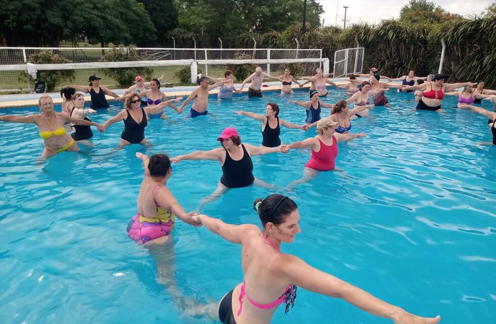 Inscripciones abiertas para yoga recreativo en el agua