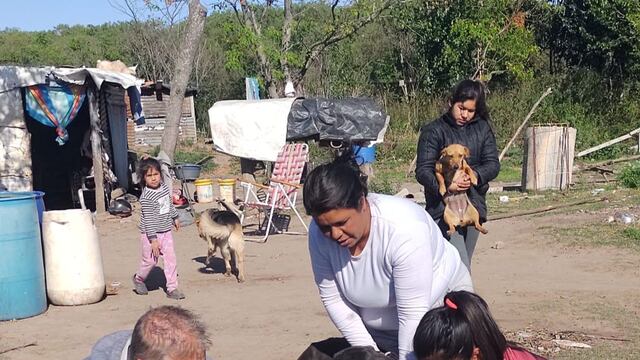 El quirófano móvil atiende en los barrios