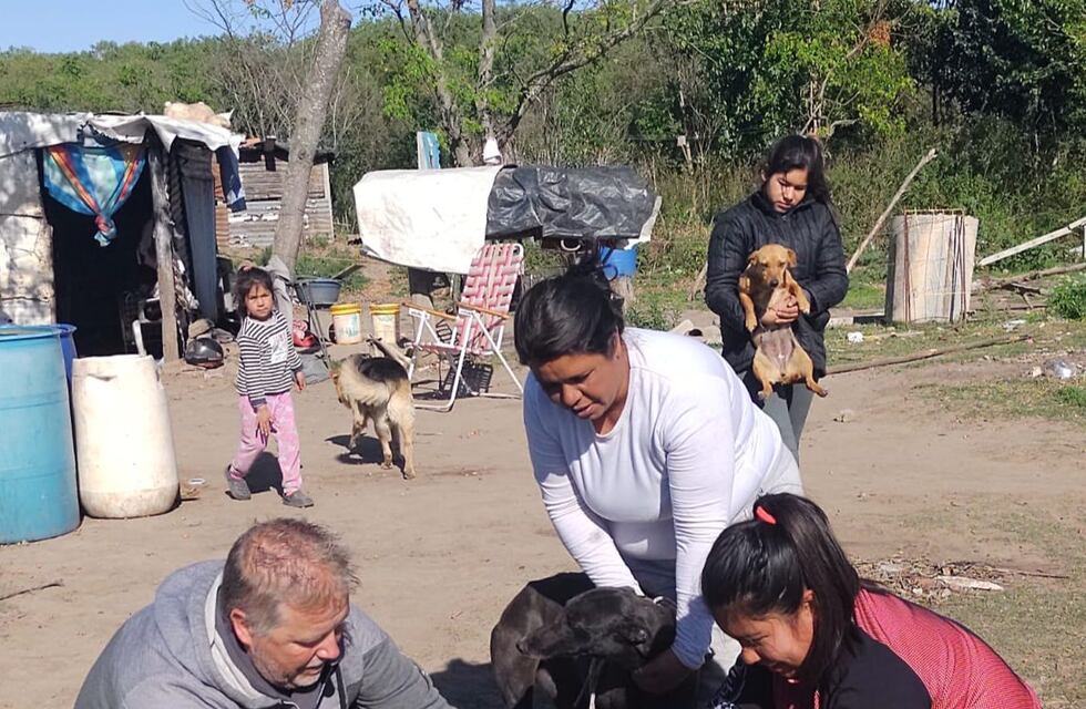 El Quirófano Móvil se acercó a barrio Villa del Parque