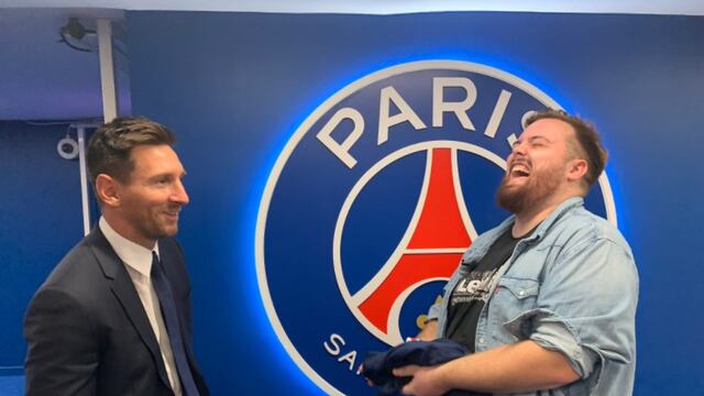 Lionel Messi junto a Ibai Llanos.