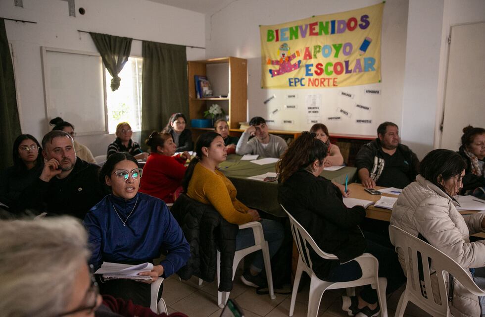 Capacitan sobre manipulación de alimentos a personal de comedores