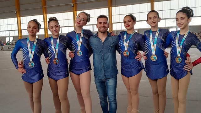 Patinadoras del Sportivo 24 de Septiembre Arroyito